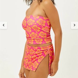 Frankie’s Bikinis Marty Terry full coverage bikini bottom in hibiscus honey